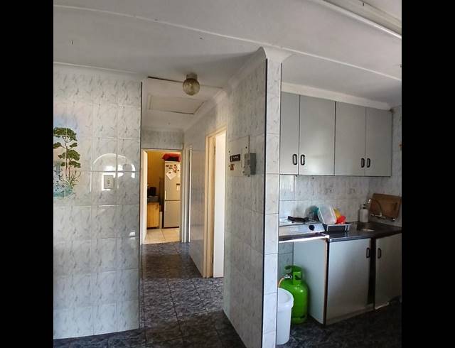 3 BEDROOM SIMPLEX FOR SALE IN LOTUS PARK